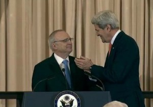 (LtoR) David Saperstein-John Kerry