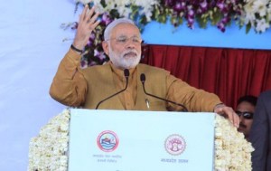 Prime Minister Narendra Modi speaking at a special function to mark the dedication to the nation of Stage 1 of Shree Singaji Thermal Power Plant at Khandwa and the foundation laying ceremony of the second phase of this project on March 5, 2015.