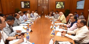 The Prime Minister, Shri Narendra Modi chairing a high level meeting on drought with the Chief Minister of Madhya Pradesh, Shri Shivraj Singh Chouhan, in New Delhi on May 10, 2016.