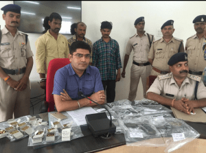 Bhind SP Navneet Bhasin with illegal arms and ammunition seized from arms smugglers