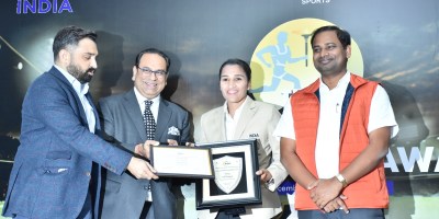 Indian Women's Hockey Team Captain Rani receives the Sports Person of the Year Award 2019
