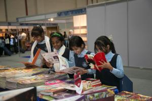 Abhu Dhabhi International Book Fair3